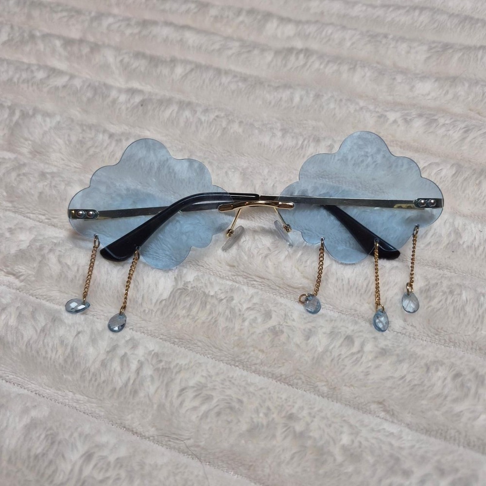 Blue Cloud Shaped Rimless Sunglasses with Raindrop Charms Festival Y2K Eyewear